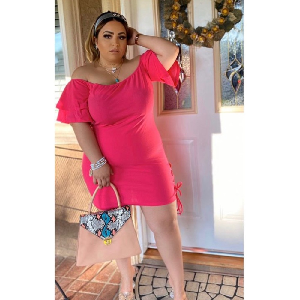 “Servin Looks Not Tea” 🍵 ✨ Off Shoulder Dress